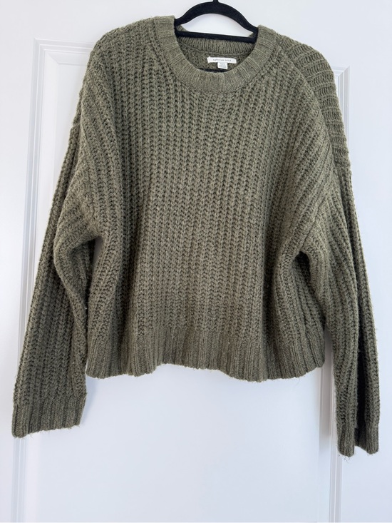 American Eagle Outfitters Sweaters - American Eagle Outfitters Olive Crewneck Chunky Sweater